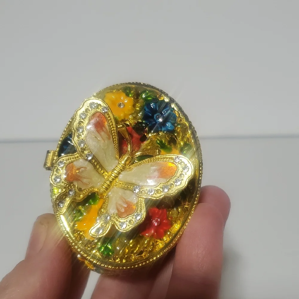 Floral Butterfly Jewelry Box - Picture 4 of 9